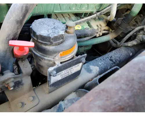 VOLVO VNL POWER STEERING RESERVOIR