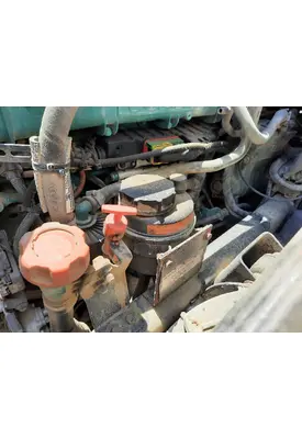 VOLVO VNL POWER STEERING RESERVOIR