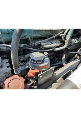 VOLVO VNL POWER STEERING RESERVOIR