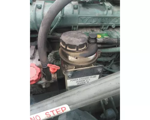 VOLVO VNL POWER STEERING RESERVOIR