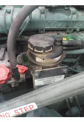 VOLVO VNL POWER STEERING RESERVOIR