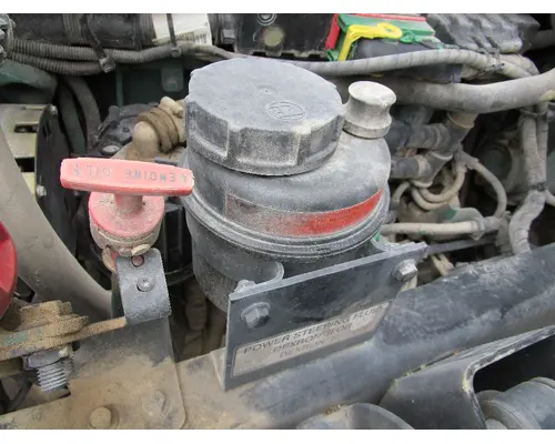 VOLVO VNL Power Steering Assembly