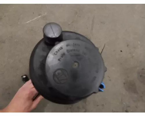 VOLVO VNL Power Steering Assembly