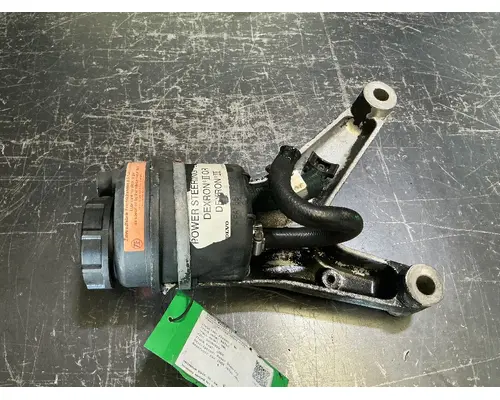 VOLVO VNL Power Steering Fluid Reservoir