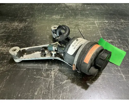 VOLVO VNL Power Steering Fluid Reservoir