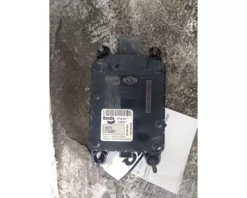 VOLVO VNL RADAR ANTI-COLLISION MODULE