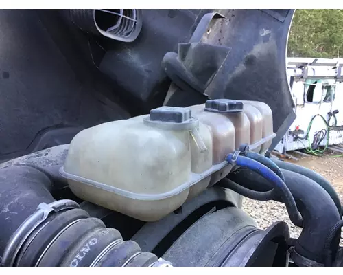 VOLVO VNL RADIATOR OVERFLOW TANK