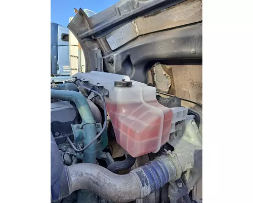 VOLVO VNL RADIATOR OVERFLOW TANK