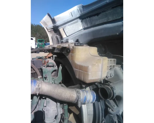 VOLVO VNL RADIATOR OVERFLOW TANK