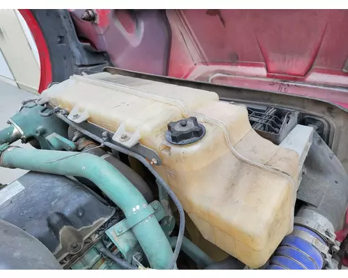 VOLVO VNL RADIATOR OVERFLOW TANK