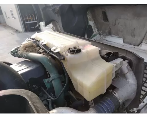 VOLVO VNL RADIATOR OVERFLOW TANK