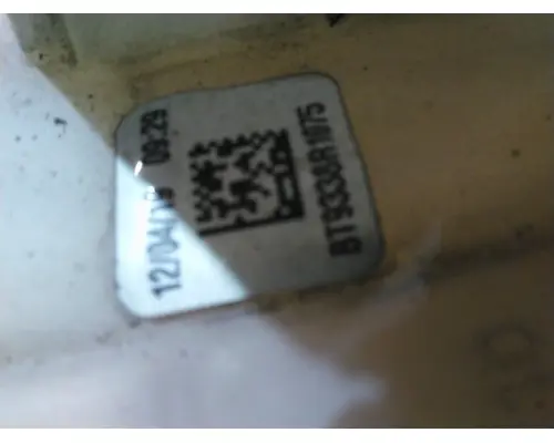 VOLVO VNL RADIATOR OVERFLOW TANK