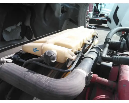 VOLVO VNL RADIATOR OVERFLOW TANK