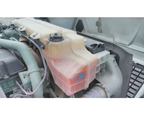 VOLVO VNL RADIATOR OVERFLOW TANK
