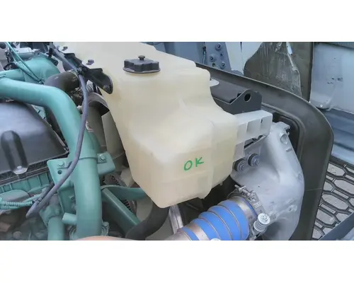 VOLVO VNL RADIATOR OVERFLOW TANK