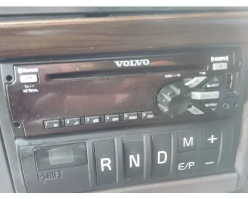 VOLVO VNL RADIO AMFMBLUETOOTH