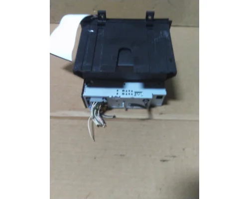 VOLVO VNL RADIO AMFMBLUETOOTH