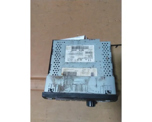 VOLVO VNL RADIO AMFMBLUETOOTH