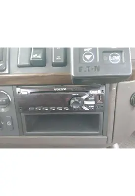 VOLVO VNL RADIO AM/FM/BLUETOOTH