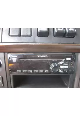 VOLVO VNL RADIO AM/FM/BLUETOOTH