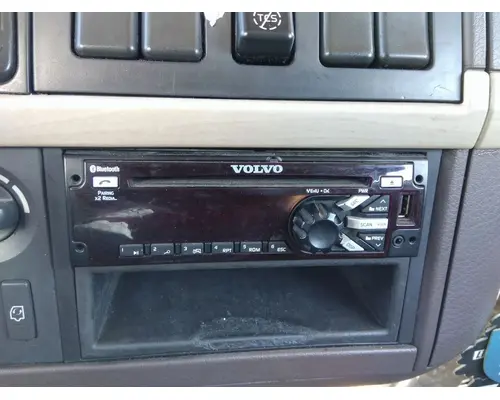 VOLVO VNL RADIO AMFMBLUETOOTH