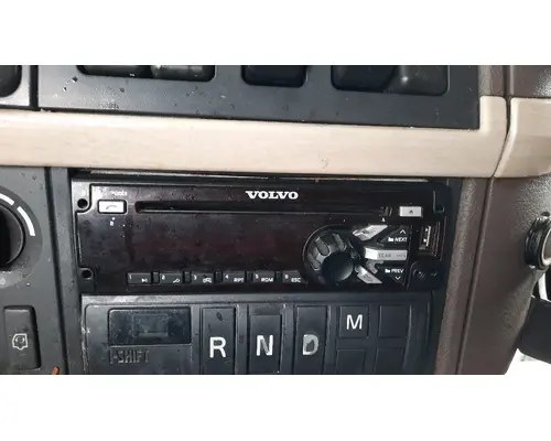 VOLVO VNL RADIO AMFMBLUETOOTH