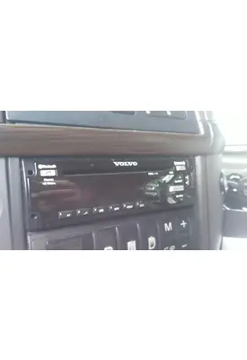 VOLVO VNL RADIO AM/FM/BLUETOOTH