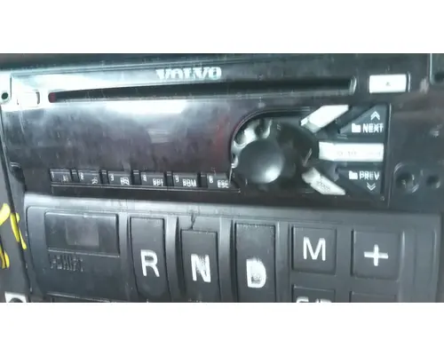 VOLVO VNL RADIO AMFMBLUETOOTH