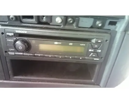 VOLVO VNL RADIO AMFMBLUETOOTH