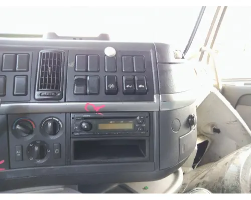 VOLVO VNL RADIO AMFMBLUETOOTH