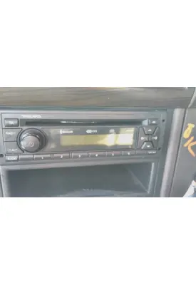 VOLVO VNL RADIO AM/FM/BLUETOOTH