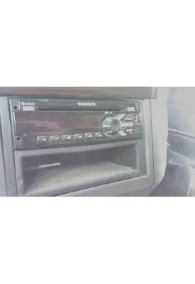 VOLVO VNL RADIO AM/FM/BLUETOOTH