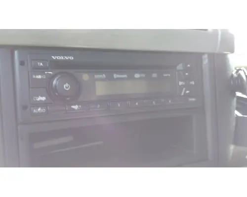 VOLVO VNL RADIO AMFMBLUETOOTH