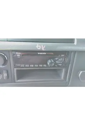 VOLVO VNL RADIO AM/FM/BLUETOOTH