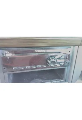 VOLVO VNL RADIO AM/FM/BLUETOOTH