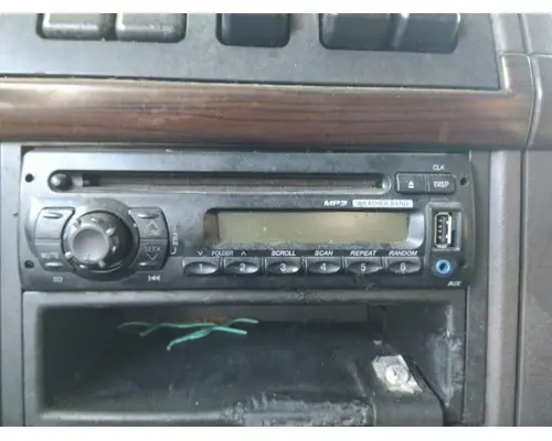 VOLVO VNL RADIO AMFMCD