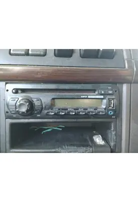 VOLVO VNL RADIO AM/FM/CD