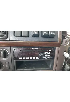 VOLVO VNL RADIO AM/FM/CD