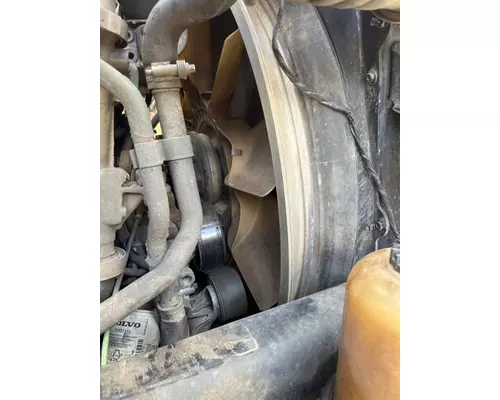 VOLVO VNL Radiator Shroud