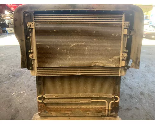 VOLVO VNL Radiator