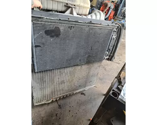 VOLVO VNL Radiator