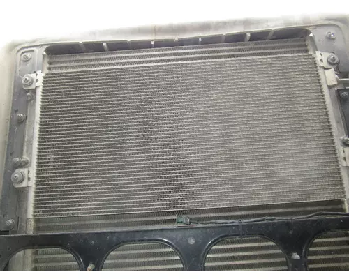 VOLVO VNL Radiators