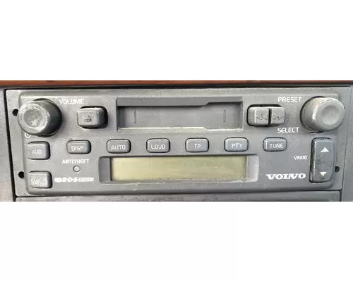 VOLVO VNL Radio