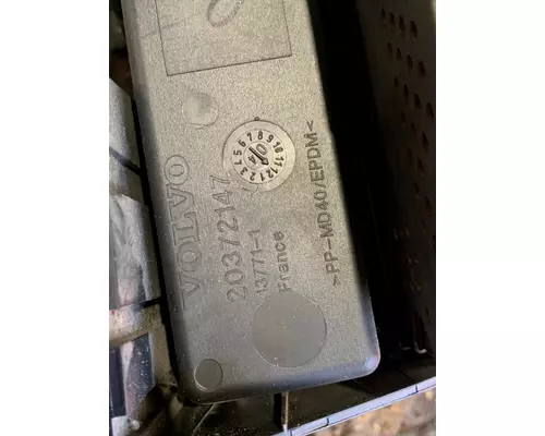 VOLVO VNL Radio