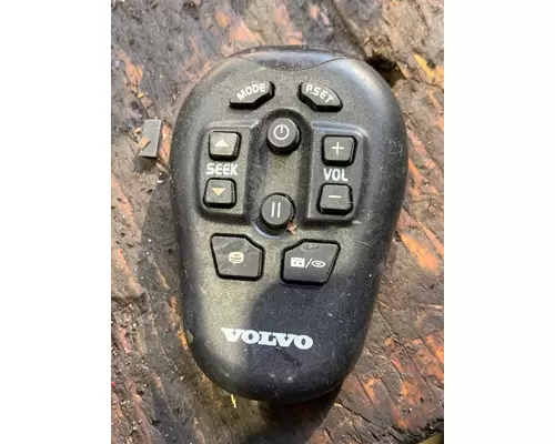 VOLVO VNL Radio
