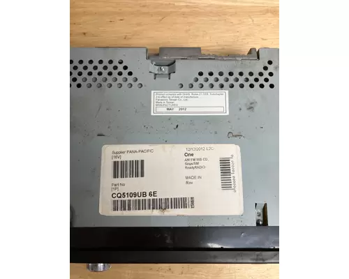 VOLVO VNL Radio