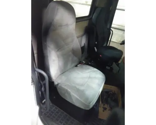 VOLVO VNL SEAT, FRONT