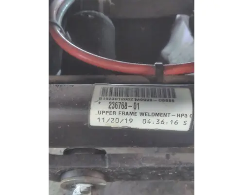 VOLVO VNL SEAT, FRONT