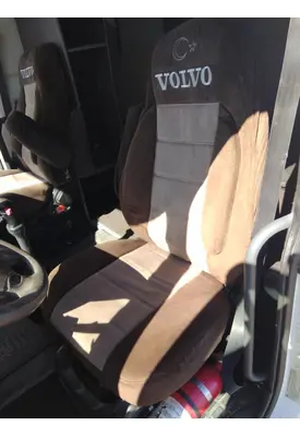 VOLVO VNL SEAT, FRONT