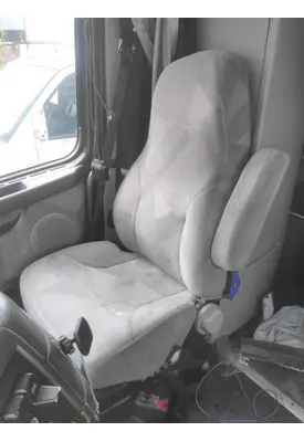 VOLVO VNL SEAT, FRONT